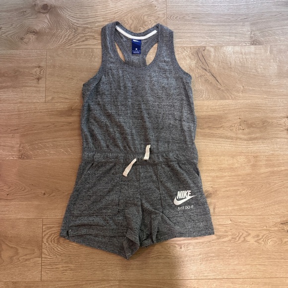 Nike Heather Gray Lounge Set - Picture 2 of 8